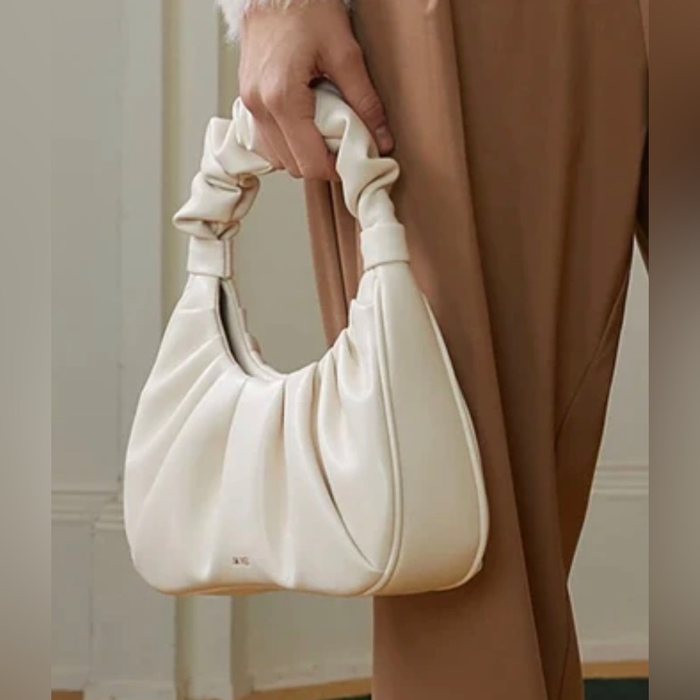 ✨NEW✨ JW PEI Women's Gabbi Ruched Hobo Handbag